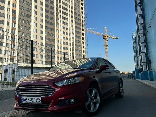 Красный Форд Фьюжн, объемом двигателя 2 л и пробегом 210 тыс. км за 8750 $, фото 1 на Automoto.ua
