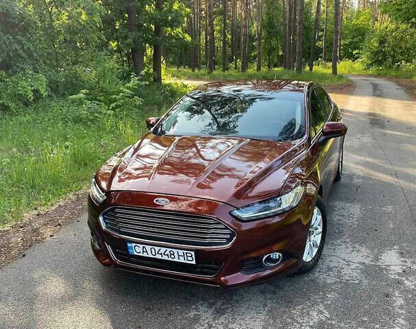 Красный Форд Фьюжн, объемом двигателя 2.49 л и пробегом 249 тыс. км за 8300 $, фото 1 на Automoto.ua
