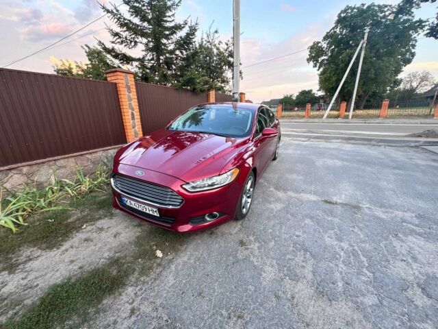 Червоний Форд Фьюжен, об'ємом двигуна 2.5 л та пробігом 220 тис. км за 10047 $, фото 1 на Automoto.ua