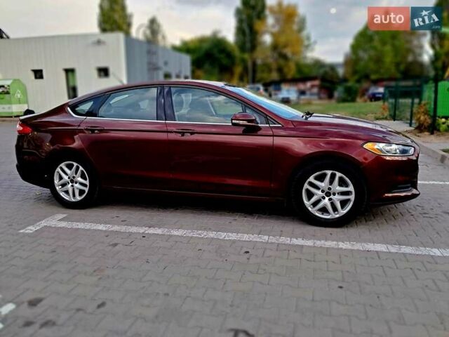 Червоний Форд Фьюжен, об'ємом двигуна 2.5 л та пробігом 190 тис. км за 8900 $, фото 1 на Automoto.ua
