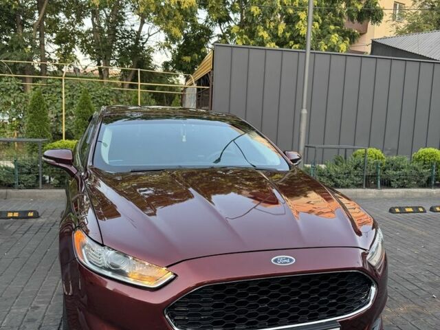Форд Фьюжн 2016 в Одессе на Automoto.ua Красный Форд Фьюжн, объемом двигателя 2 л и пробегом 190 тыс. км за 11850 $, фото 1 на Automoto.ua