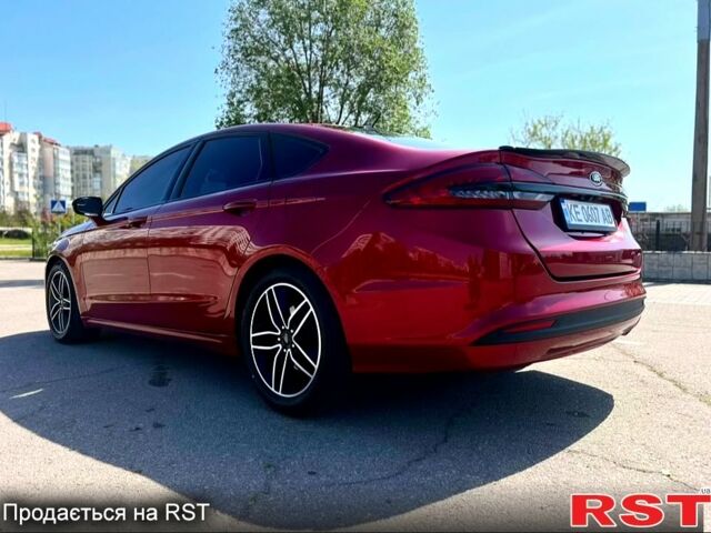 Красный Форд Фьюжн, объемом двигателя 1.5 л и пробегом 166 тыс. км за 11300 $, фото 1 на Automoto.ua