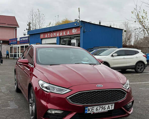 Красный Форд Фьюжн, объемом двигателя 2.7 л и пробегом 135 тыс. км за 13999 $, фото 1 на Automoto.ua