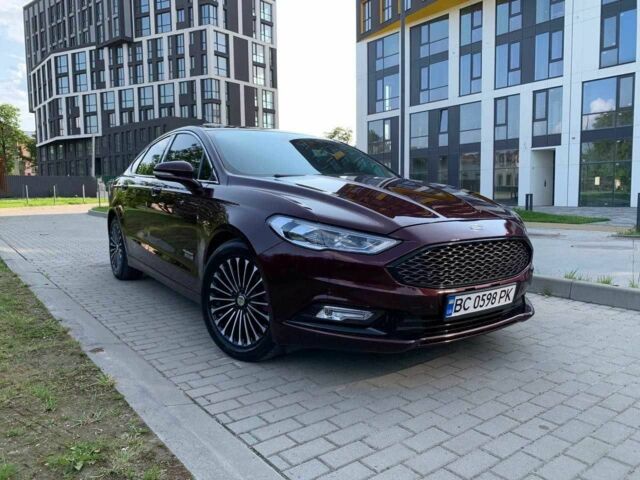 Красный Форд Фьюжн, объемом двигателя 2 л и пробегом 115 тыс. км за 16000 $, фото 1 на Automoto.ua