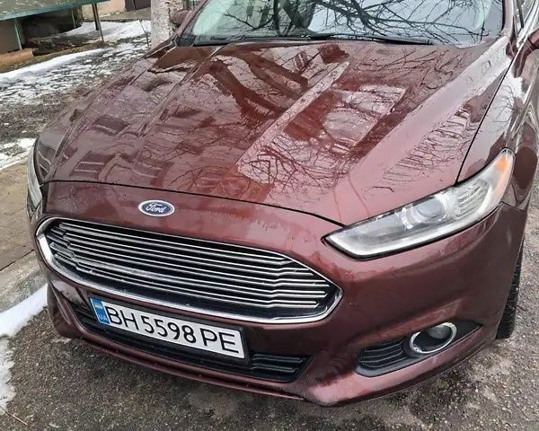 Червоний Форд Фьюжен, об'ємом двигуна 1.5 л та пробігом 265 тис. км за 9007 $, фото 1 на Automoto.ua