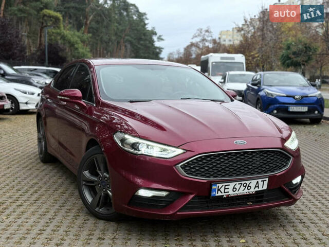 Форд Фьюжн 2016 в Киеве на Automoto.ua Красный Форд Фьюжн, объемом двигателя 2.69 л и пробегом 134 тыс. км за 11900 $, фото 1 на Automoto.ua