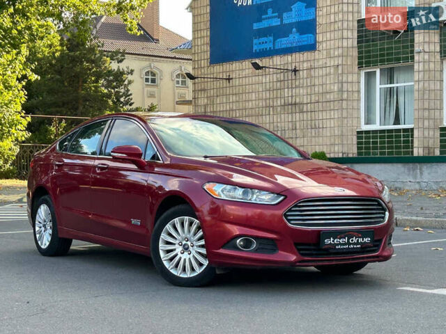 Красный Форд Фьюжн, объемом двигателя 2 л и пробегом 186 тыс. км за 13499 $, фото 1 на Automoto.ua