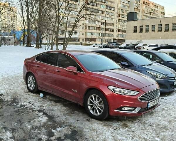 Красный Форд Фьюжн, объемом двигателя 2 л и пробегом 63 тыс. км за 16000 $, фото 1 на Automoto.ua