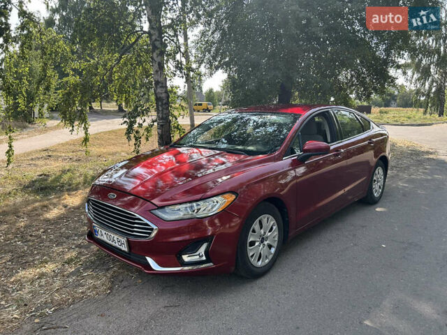 Червоний Форд Фьюжен, об'ємом двигуна 2.5 л та пробігом 27 тис. км за 14500 $, фото 1 на Automoto.ua