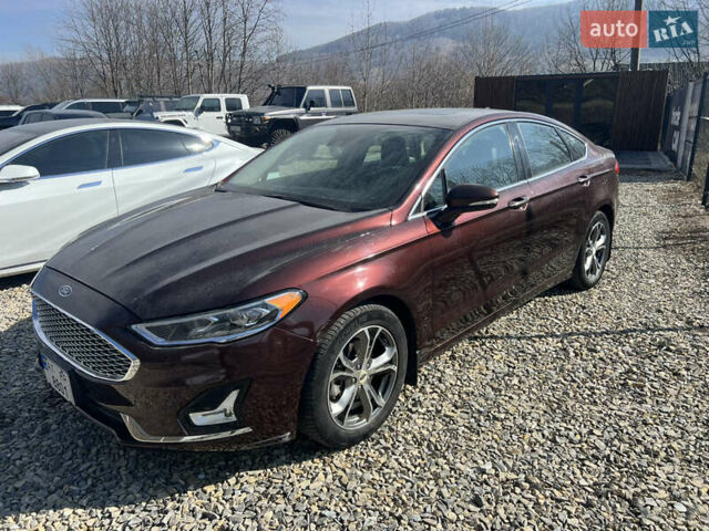 Червоний Форд Фьюжен, об'ємом двигуна 2 л та пробігом 60 тис. км за 18200 $, фото 1 на Automoto.ua