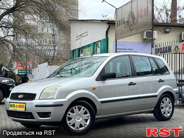 Форд Фьюжн, объемом двигателя 14 л и пробегом 217 тыс. км за 4499 $, фото 1 на Automoto.ua
