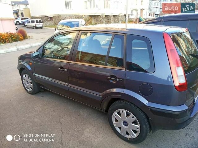 Форд Фьюжн, объемом двигателя 0 л и пробегом 175 тыс. км за 4700 $, фото 1 на Automoto.ua