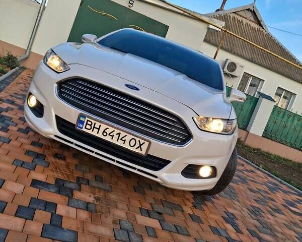 Форд Фьюжен, об'ємом двигуна 2 л та пробігом 180 тис. км за 10700 $, фото 1 на Automoto.ua