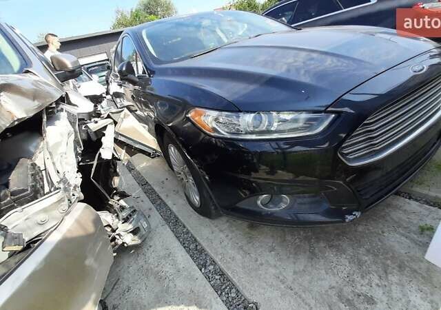 Форд Фьюжн, объемом двигателя 2 л и пробегом 151 тыс. км за 9000 $, фото 1 на Automoto.ua