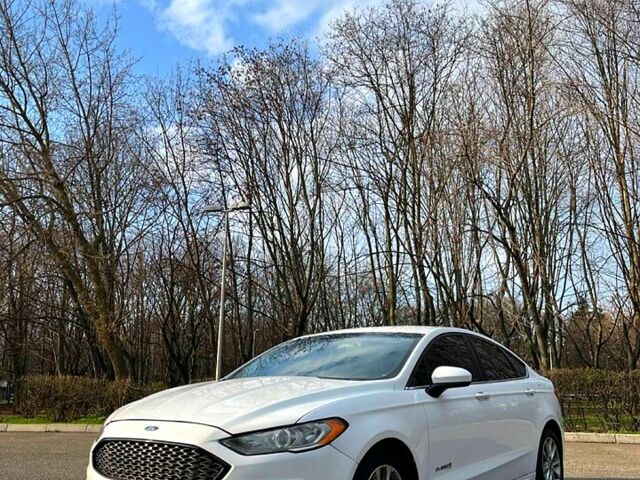 Форд Фьюжн, объемом двигателя 2 л и пробегом 0 тыс. км за 15000 $, фото 1 на Automoto.ua