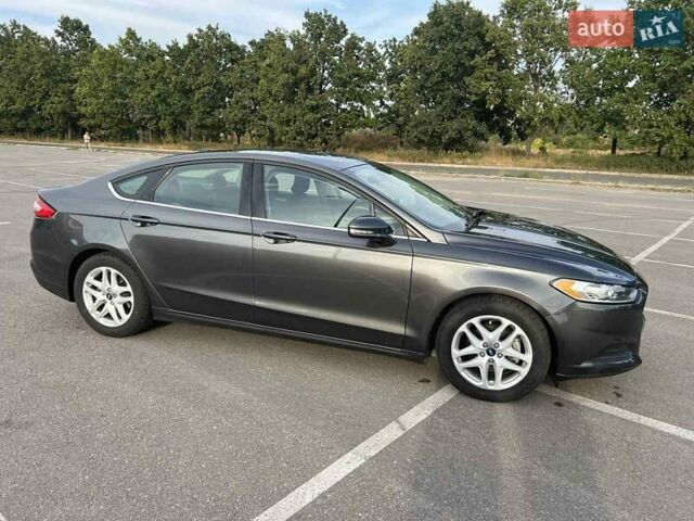 Форд Фьюжн, объемом двигателя 2.49 л и пробегом 95 тыс. км за 12500 $, фото 1 на Automoto.ua