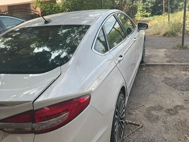 Форд Фьюжен, об'ємом двигуна 2 л та пробігом 180 тис. км за 5700 $, фото 1 на Automoto.ua