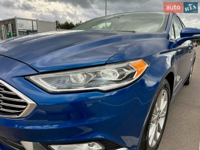 Форд Фьюжн, объемом двигателя 2 л и пробегом 121 тыс. км за 14500 $, фото 1 на Automoto.ua