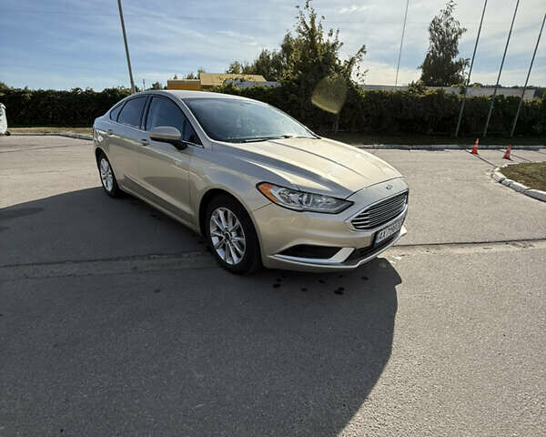 Форд Фьюжн 2016 в Полтаве на Automoto.ua Желтый Форд Фьюжн, объемом двигателя 2.49 л и пробегом 135 тыс. км за 11300 $, фото 1 на Automoto.ua