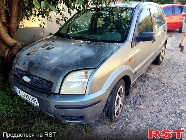 Сірий Форд Фьюжен, об'ємом двигуна 1.4 л та пробігом 311 тис. км за 1500 $, фото 1 на Automoto.ua