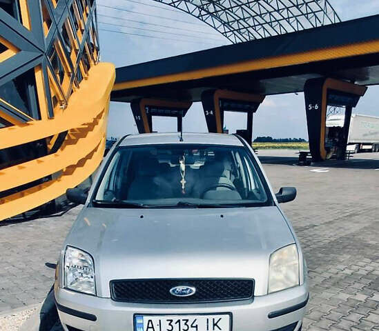 Сірий Форд Фьюжен, об'ємом двигуна 1.4 л та пробігом 150 тис. км за 3600 $, фото 1 на Automoto.ua
