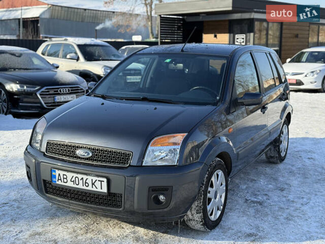 Сірий Форд Фьюжен, об'ємом двигуна 1.6 л та пробігом 170 тис. км за 6500 $, фото 1 на Automoto.ua