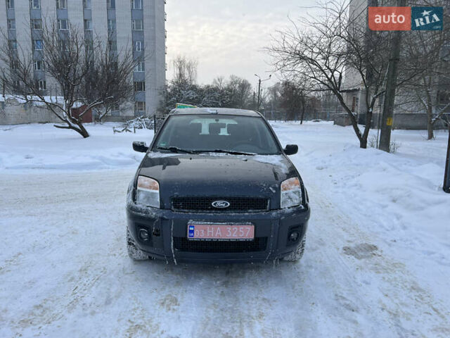 Сірий Форд Фьюжен, об'ємом двигуна 1.4 л та пробігом 162 тис. км за 3000 $, фото 1 на Automoto.ua