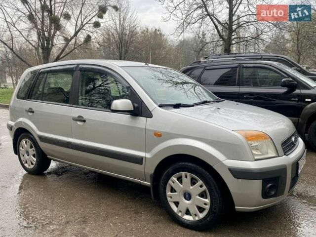 Сірий Форд Фьюжен, об'ємом двигуна 1.39 л та пробігом 294 тис. км за 4200 $, фото 1 на Automoto.ua