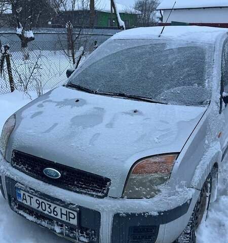 Серый Форд Фьюжн, объемом двигателя 1.4 л и пробегом 250 тыс. км за 3736 $, фото 1 на Automoto.ua