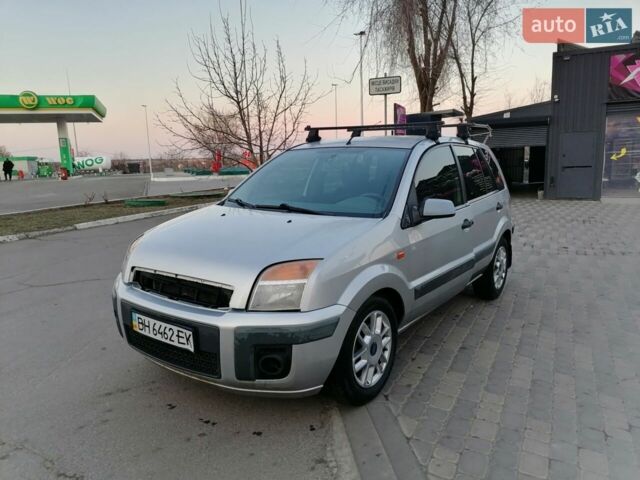 Сірий Форд Фьюжен, об'ємом двигуна 1.4 л та пробігом 193 тис. км за 3300 $, фото 1 на Automoto.ua