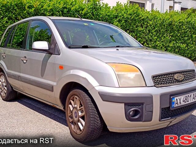 Серый Форд Фьюжн, объемом двигателя 1.4 л и пробегом 254 тыс. км за 3400 $, фото 1 на Automoto.ua