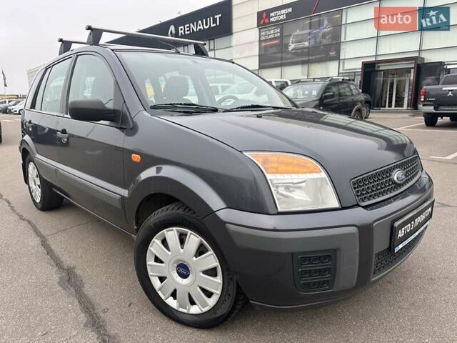 Сірий Форд Фьюжен, об'ємом двигуна 1.4 л та пробігом 178 тис. км за 3900 $, фото 1 на Automoto.ua