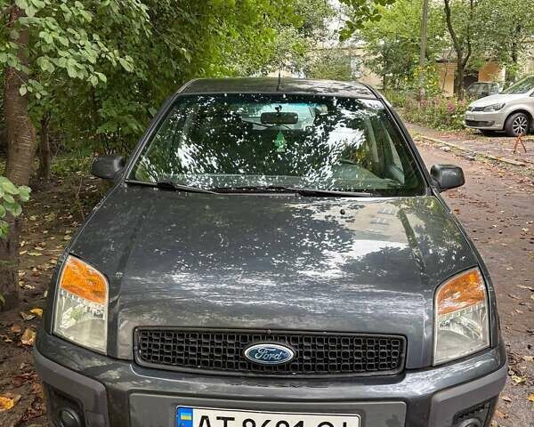 Сірий Форд Фьюжен, об'ємом двигуна 1.4 л та пробігом 150 тис. км за 4700 $, фото 1 на Automoto.ua