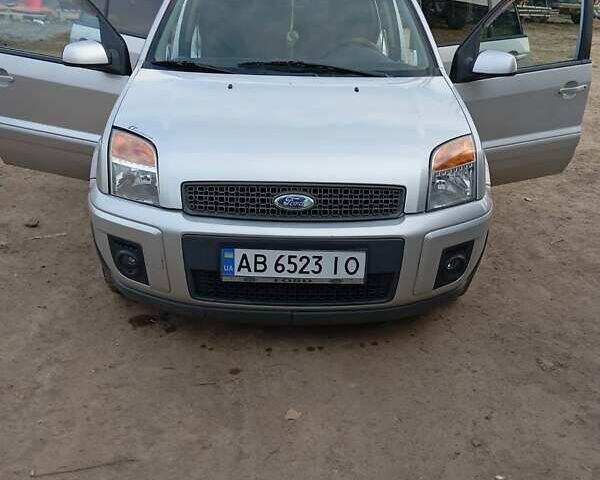 Сірий Форд Фьюжен, об'ємом двигуна 1.4 л та пробігом 224 тис. км за 4550 $, фото 1 на Automoto.ua