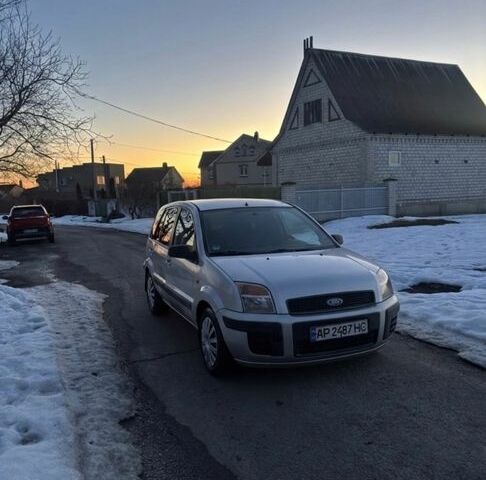 Сірий Форд Фьюжен, об'ємом двигуна 1.39 л та пробігом 450 тис. км за 2700 $, фото 1 на Automoto.ua