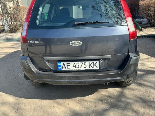 Серый Форд Фьюжн, объемом двигателя 1.4 л и пробегом 170 тыс. км за 5500 $, фото 1 на Automoto.ua