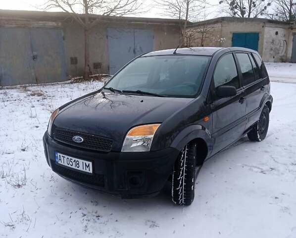 Сірий Форд Фьюжен, об'ємом двигуна 1.39 л та пробігом 161 тис. км за 3200 $, фото 1 на Automoto.ua