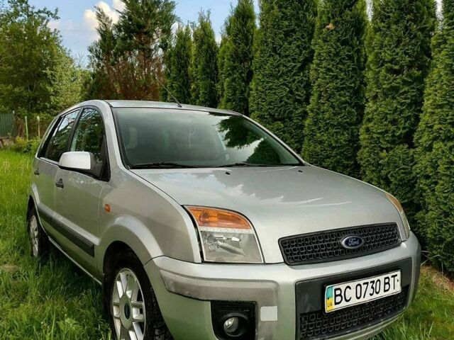 Сірий Форд Фьюжен, об'ємом двигуна 1.4 л та пробігом 219 тис. км за 4200 $, фото 1 на Automoto.ua