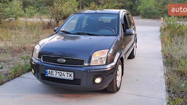 Сірий Форд Фьюжен, об'ємом двигуна 1.4 л та пробігом 433 тис. км за 3799 $, фото 1 на Automoto.ua
