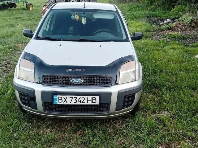 Серый Форд Фьюжн, объемом двигателя 1.4 л и пробегом 279 тыс. км за 4700 $, фото 1 на Automoto.ua