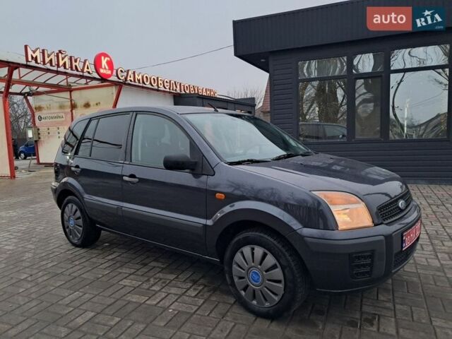 Серый Форд Фьюжн, объемом двигателя 1.4 л и пробегом 186 тыс. км за 5200 $, фото 1 на Automoto.ua