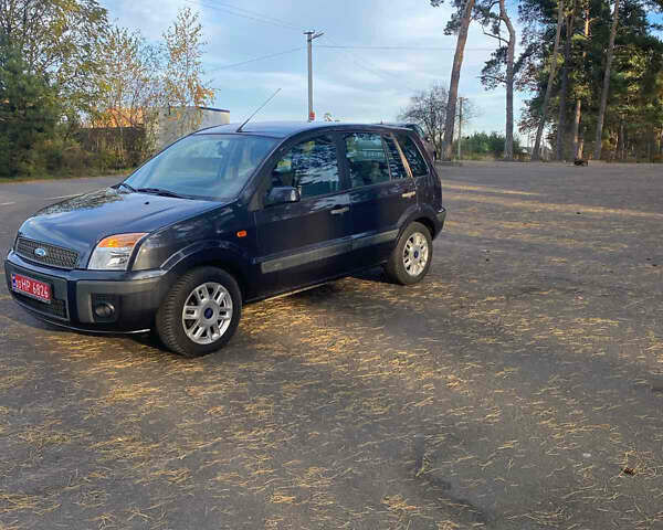 Серый Форд Фьюжн, объемом двигателя 1.4 л и пробегом 138 тыс. км за 5900 $, фото 1 на Automoto.ua