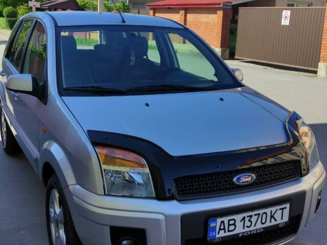 Сірий Форд Фьюжен, об'ємом двигуна 1.39 л та пробігом 98 тис. км за 6200 $, фото 1 на Automoto.ua