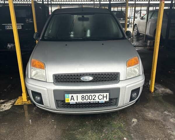 Сірий Форд Фьюжен, об'ємом двигуна 1.4 л та пробігом 135 тис. км за 6000 $, фото 1 на Automoto.ua