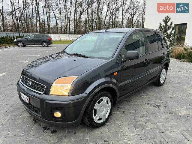 Сірий Форд Фьюжен, об'ємом двигуна 1.6 л та пробігом 218 тис. км за 6750 $, фото 1 на Automoto.ua