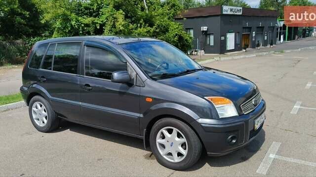 Серый Форд Фьюжн, объемом двигателя 1.4 л и пробегом 160 тыс. км за 5000 $, фото 1 на Automoto.ua