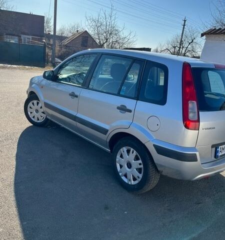 Сірий Форд Фьюжен, об'ємом двигуна 1.39 л та пробігом 198 тис. км за 4777 $, фото 1 на Automoto.ua