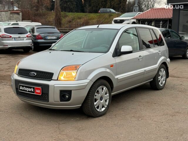 Серый Форд Фьюжн, объемом двигателя 1.6 л и пробегом 235 тыс. км за 6790 $, фото 1 на Automoto.ua