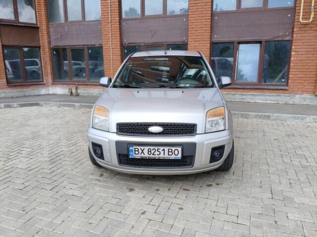 Сірий Форд Фьюжен, об'ємом двигуна 1.4 л та пробігом 210 тис. км за 4700 $, фото 1 на Automoto.ua