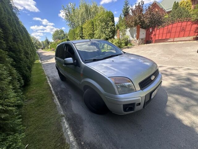 Сірий Форд Фьюжен, об'ємом двигуна 1.4 л та пробігом 271 тис. км за 2950 $, фото 1 на Automoto.ua